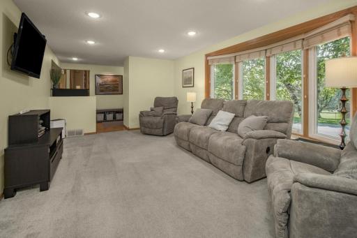 15041 Butternut Lane, Burnsville, MN 55306