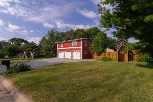 15041 Butternut Lane, Burnsville, MN 55306