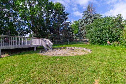 15041 Butternut Lane, Burnsville, MN 55306