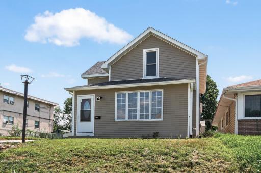 1915 Glenwood Avenue, Minneapolis, MN 55405