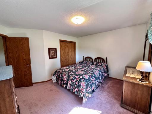 19118 Aspen Avenue, Tracy, MN 56175