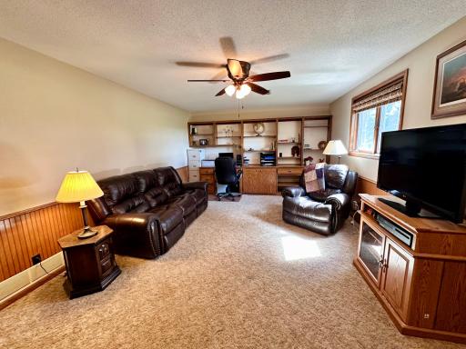 19118 Aspen Avenue, Tracy, MN 56175