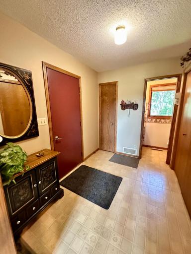 19118 Aspen Avenue, Tracy, MN 56175