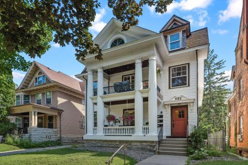 542 Portland Avenue, Saint Paul, MN 55102