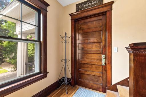 542 Portland Avenue, Saint Paul, MN 55102