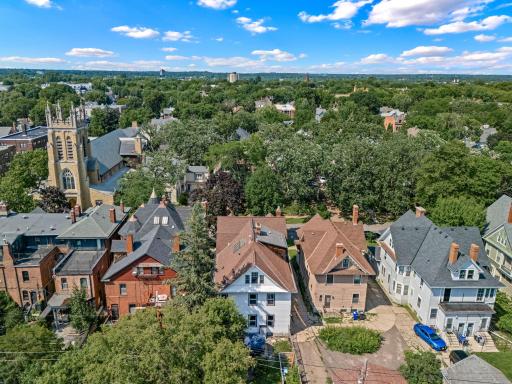 542 Portland Avenue, Saint Paul, MN 55102