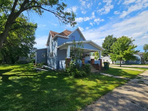 322 4th Street SW, Pipestone, MN 56164