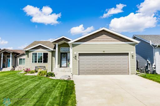 2291 67th Avenue S, Fargo, ND 58104