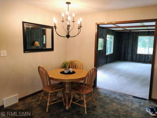 Dining room off kitchen opening into family room