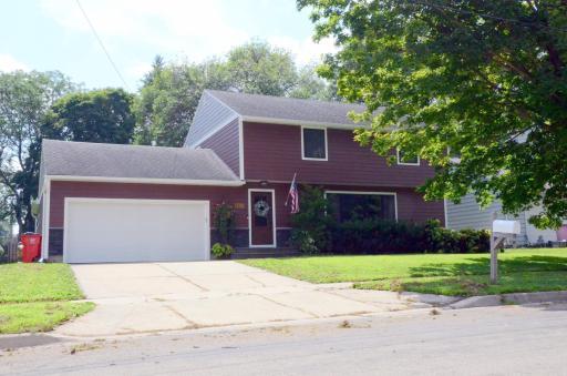1911 6th Avenue NW, Austin, MN 55912