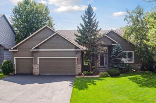 Welcome home to 10521 Golden Eagle Trail!