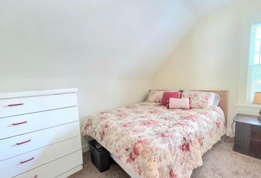 304 Lincoln Avenue NW, Twin Valley, MN 56584