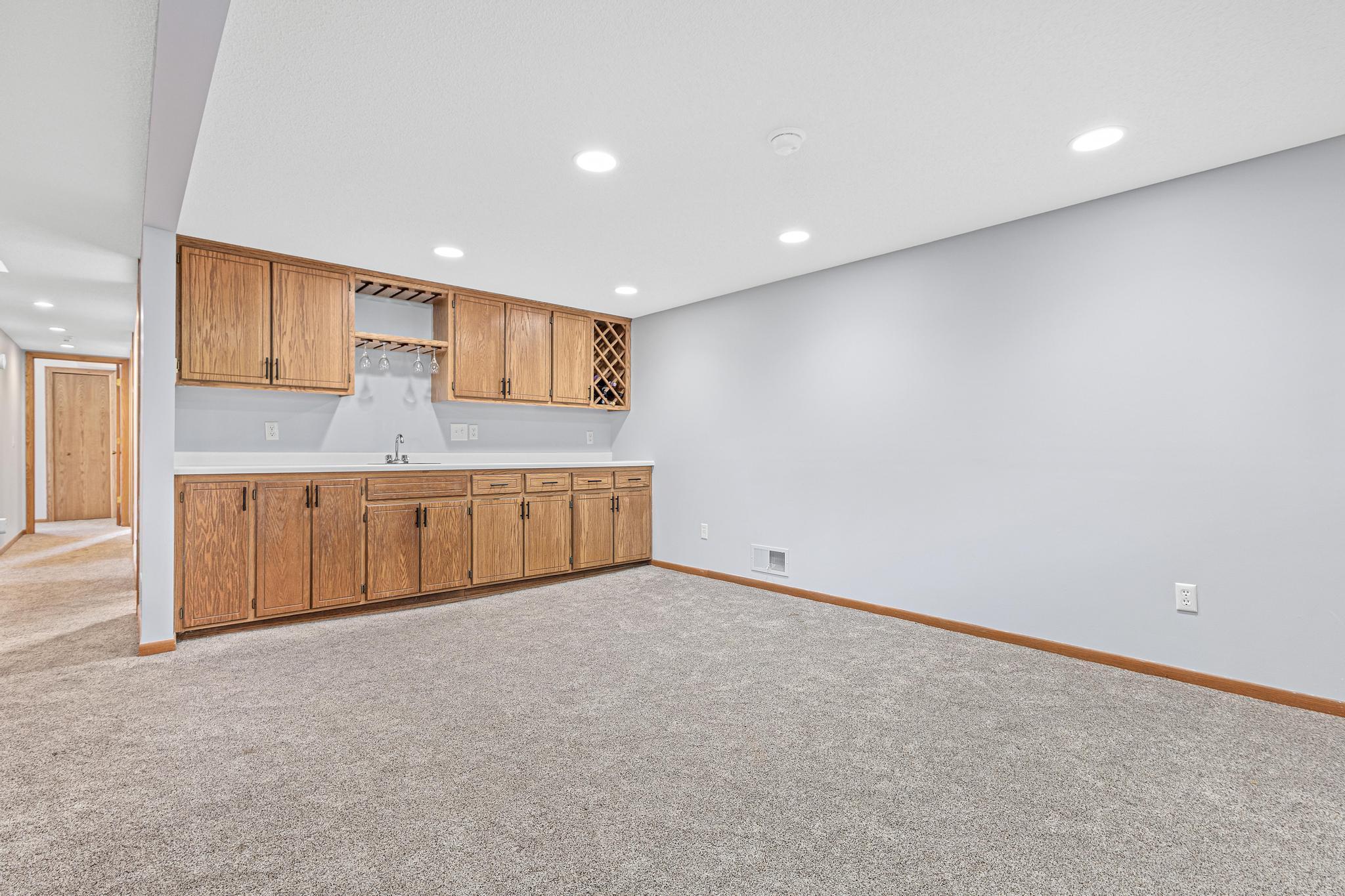 Wetbar in Basement