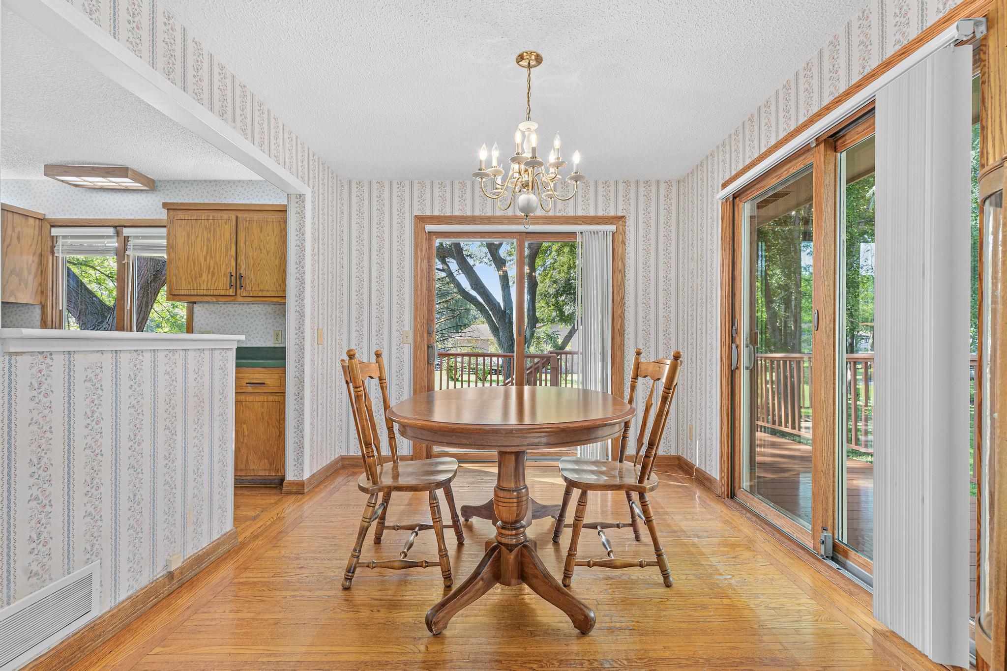 Formal Dining