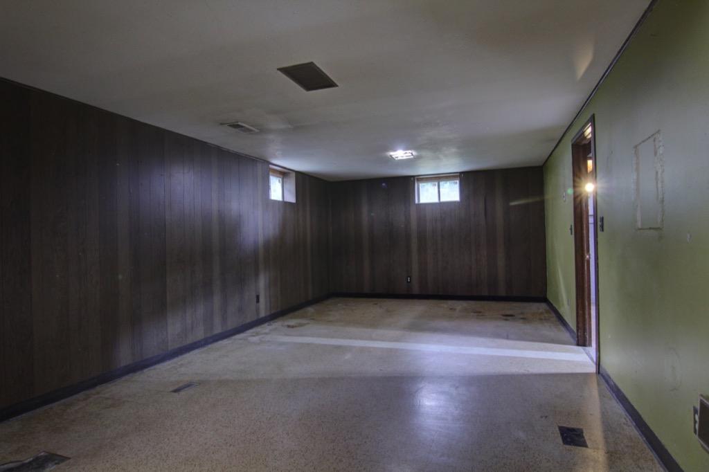3204 Brunswick Ave S-121.jpg