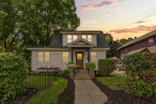 304 6th Avenue NW, Faribault, MN 55021
