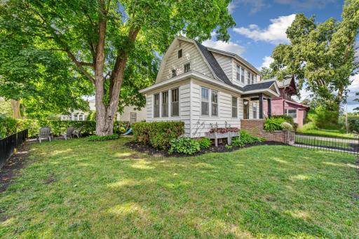 304 6th Avenue NW, Faribault, MN 55021