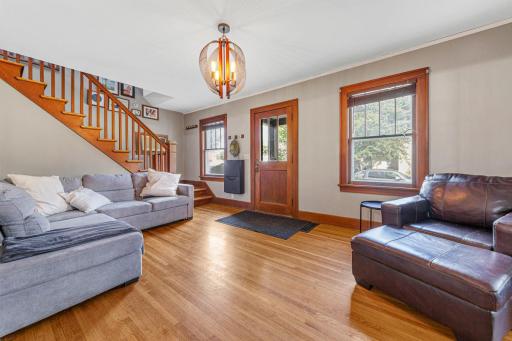 304 6th Avenue NW, Faribault, MN 55021