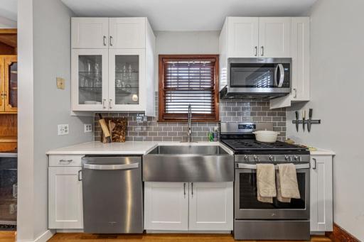 304 6th Avenue NW, Faribault, MN 55021