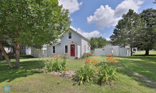 812 4th Street SE, Barnesville, MN 56514