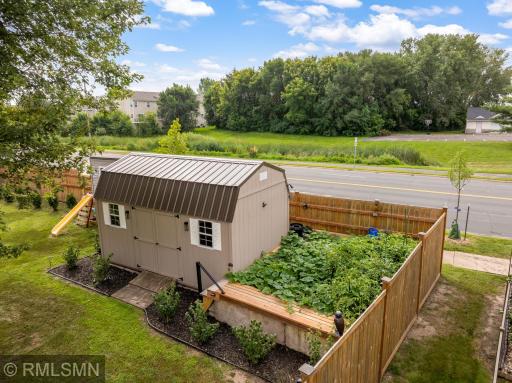 2556 Onyx Drive, Shakopee, MN 55379