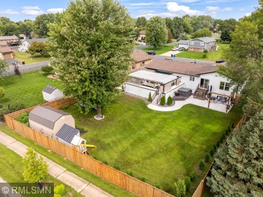 2556 Onyx Drive, Shakopee, MN 55379