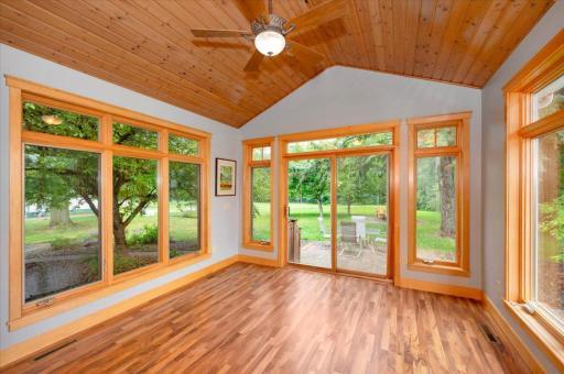 18300 672nd Ln, Jacobson, MN 55752