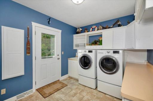 18300 672nd Ln, Jacobson, MN 55752