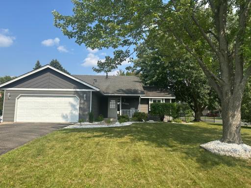15490 Darjeeling Path, Rosemount, MN 55068
