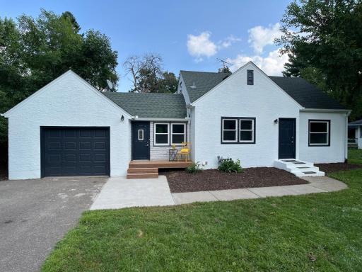 2228 Hendry Place, Saint Paul, MN 55117