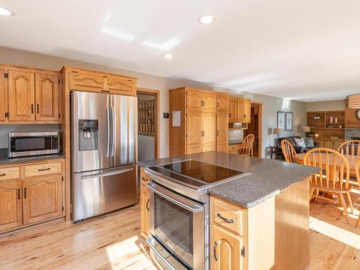 8835 County Road 43, Chaska, MN 55318