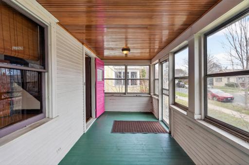 344 6th Avenue S, South Saint Paul, MN 55075