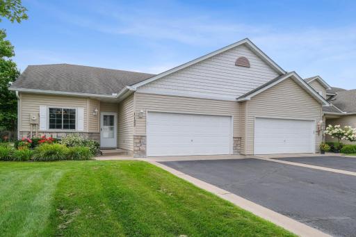 1122 Iris Drive, White Bear Lake, MN 55127
