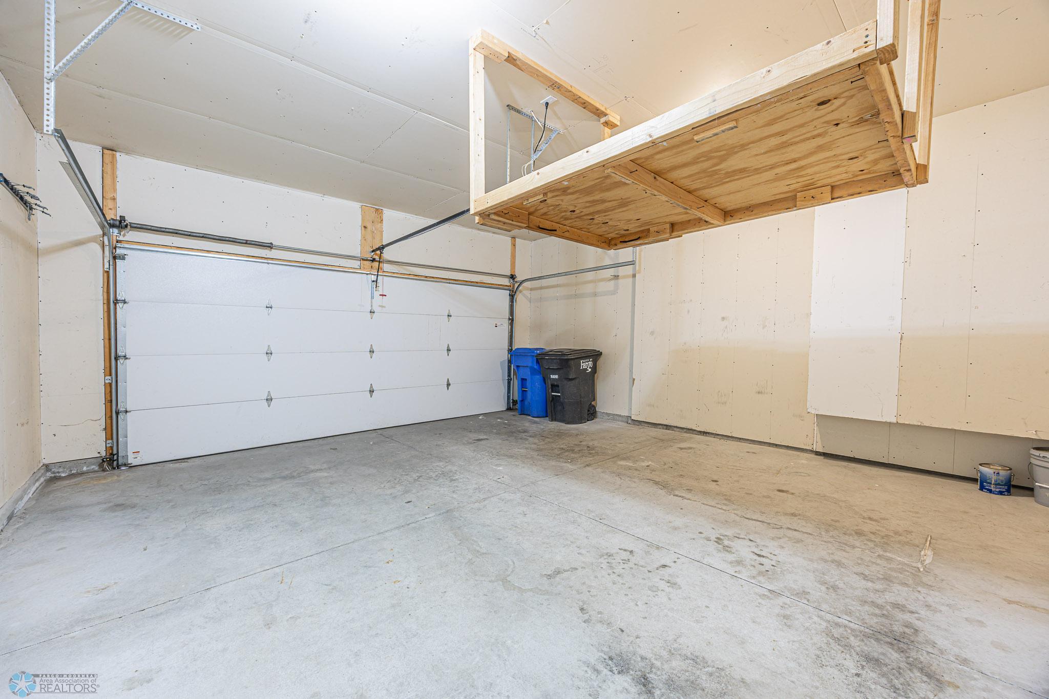 4285 Estate Dr S, Fargo, ND, 58104-29.jpg
