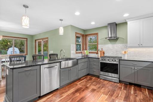 1846 Chatsworth Street N, Saint Paul, MN 55113