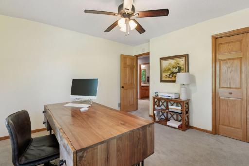 7460 Windmill Drive, Chanhassen, MN 55317