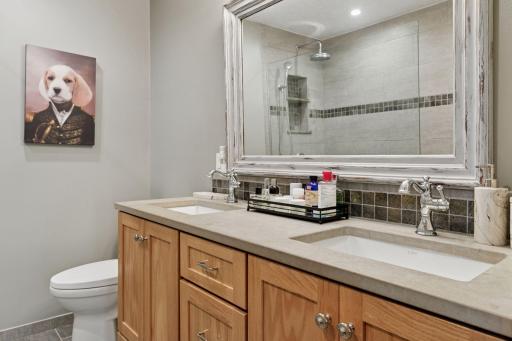 7460 Windmill Drive, Chanhassen, MN 55317
