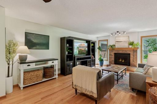 7460 Windmill Drive, Chanhassen, MN 55317