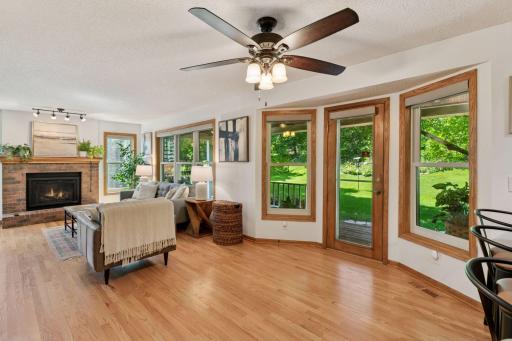 7460 Windmill Drive, Chanhassen, MN 55317