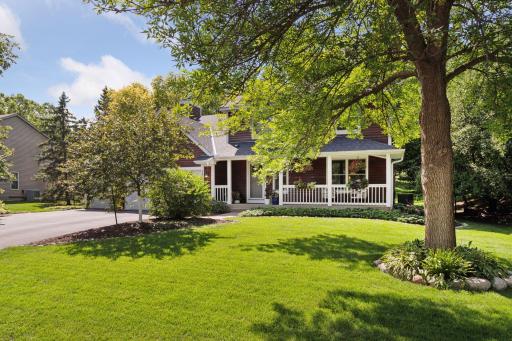 7460 Windmill Drive, Chanhassen, MN 55317
