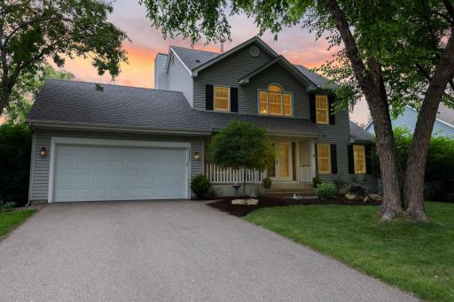 Welcome to this beautifully maintained 3-bedroom, 4-bathroom home in a quiet and sought-after Eden Prairie neighborhood. Surrounded by lakes, parks, and top-rated schools—including Cedar Ridge Elementary and Eden Prairie High School.
