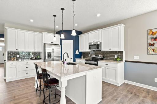 2209 Naples Avenue, Cologne, MN 55322