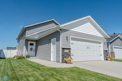 940 27th Avenue W, West Fargo, ND 58078