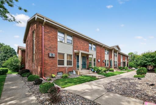 2130 14th Street NW, 2, Saint Paul, MN 55112