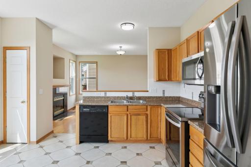 8989 Garland Lane N, Maple Grove, MN 55311