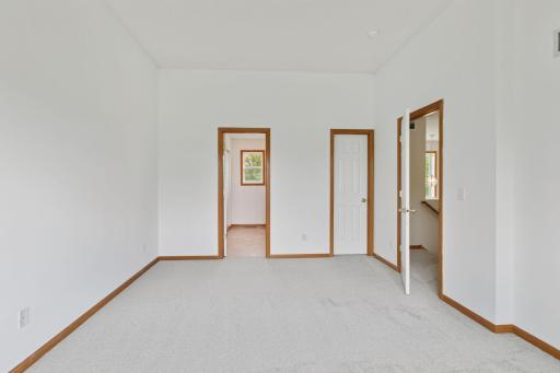 8989 Garland Lane N, Maple Grove, MN 55311