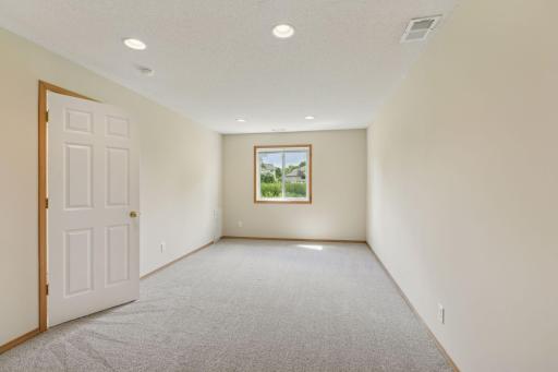 8989 Garland Lane N, Maple Grove, MN 55311