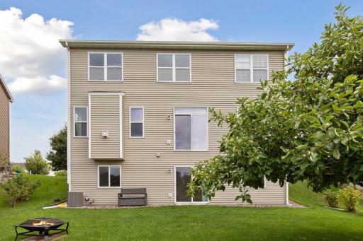 8989 Garland Lane N, Maple Grove, MN 55311