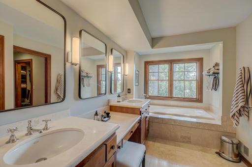 3362 Heritage Court, Stillwater, MN 55082