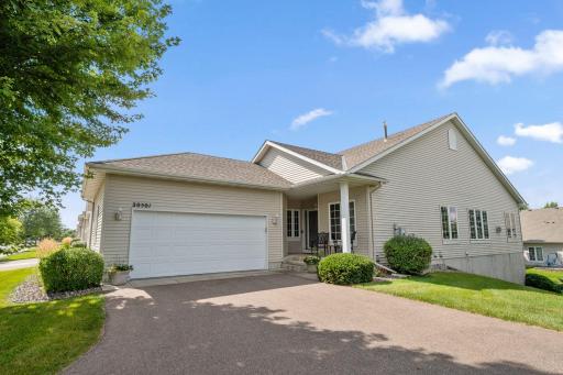 Welcome Home to 20501 Eastview! Beautiful and meticulously maintained end unit home!